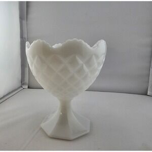 Vintage Milk Glass Compote Bowl Diamond Point Scalloped Edge Pedestal Vase Napco
